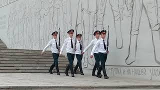 Смена Почётного Караула, Волгоград, Мамаев Курган, монумент Родина Мать, 1 июля 2022 года, 4k