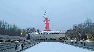 Вокзал Волгоград 1 1 февраля 2023 года лазерное шоу Волгоград 80 летие победы в Сталинградской битве