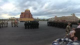 Первая репетиция парада в честь Дня Победы на площади Павших Борцов. Волгоград. 2024 год 2 мая